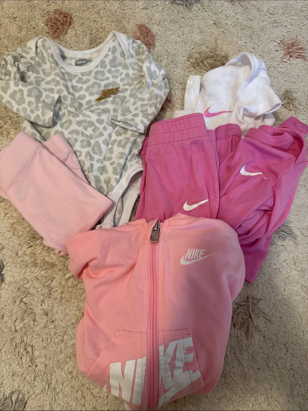 Nike Baby Girl (3 month) Bundle